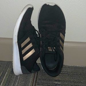 ❤️❤️❤️$3!!!❤️❤️❤️Adidas Shoes